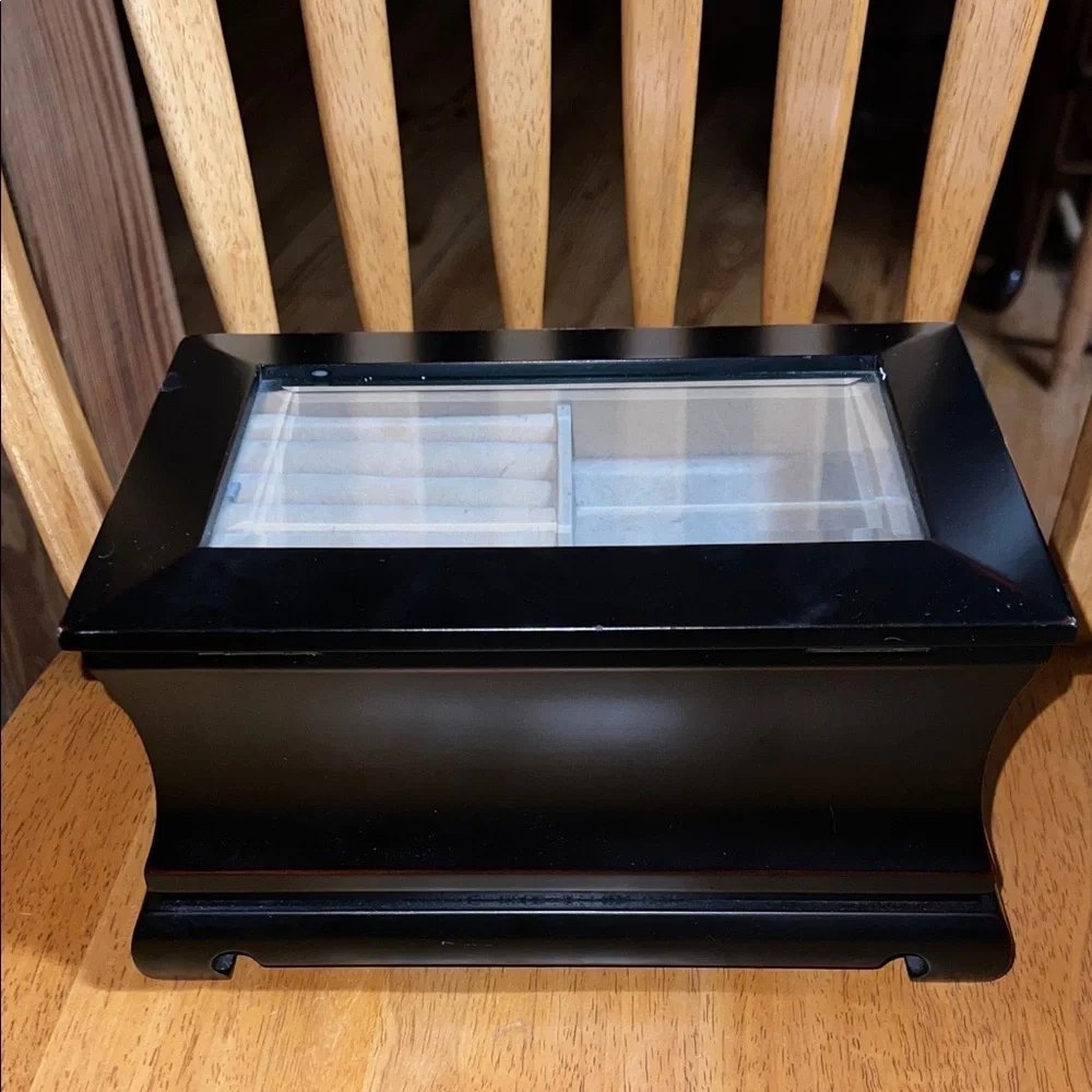 Bombay Jewelry Box 2005 solid dark wood 10